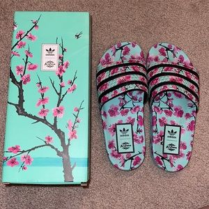 adidas/ arizona tea colab slides